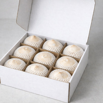 9 frische Trink - Kokosnüsse / 9 young fresh coconuts